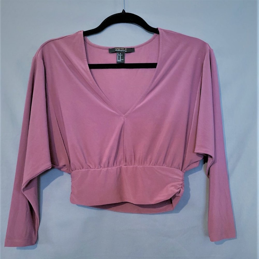 WOMANS MAUVE TOP SIZE XS
